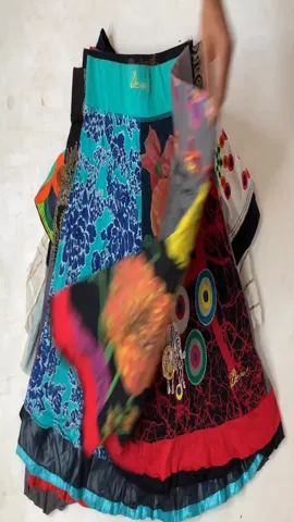 Artsy Skirts Mix ft Desigual  (SS-817)