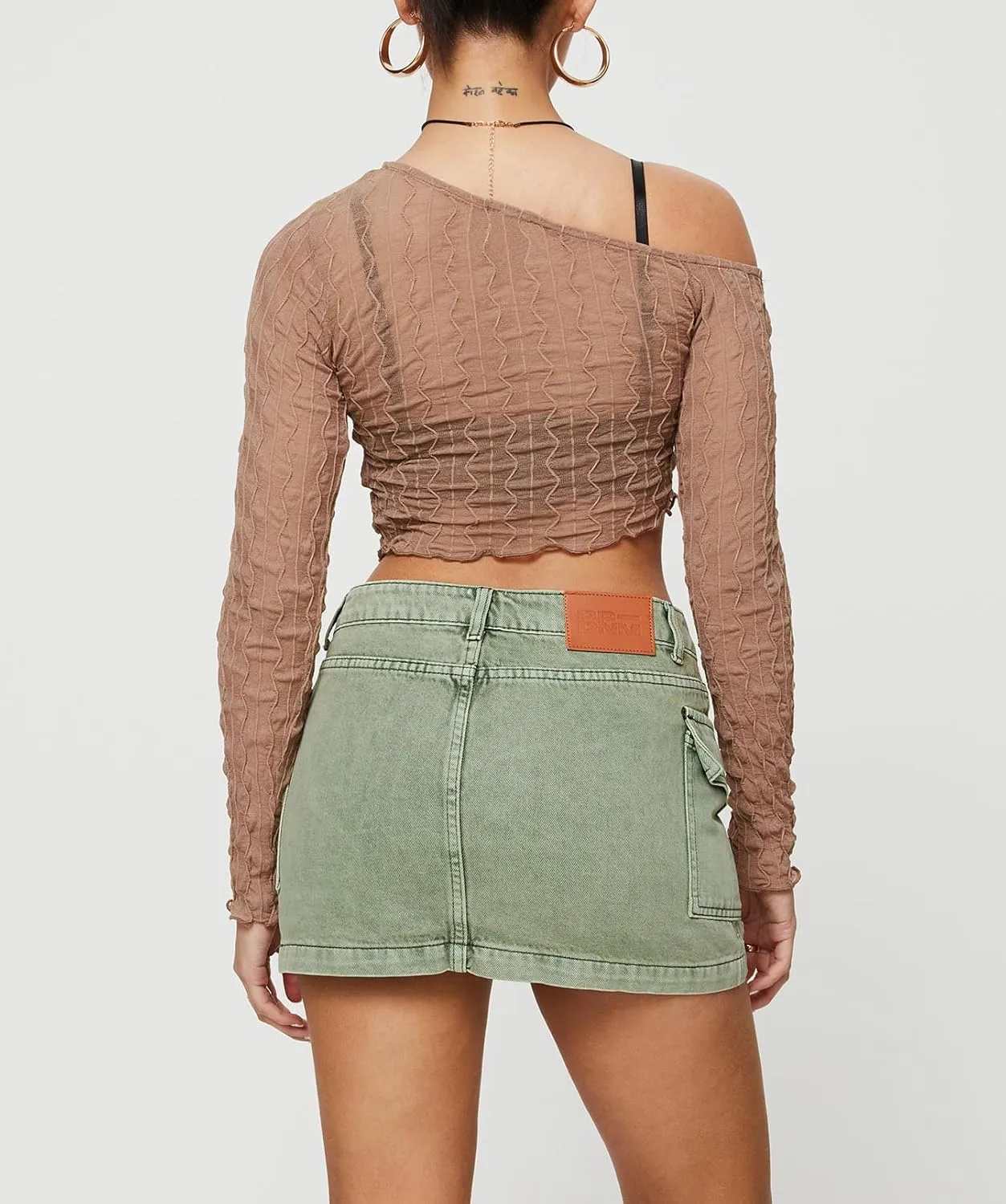 Women Denim Cargo Skirt with Pockets Y2k Low Waisted Mini Skirts Mid Rise Short Jean Skirt Streetwear